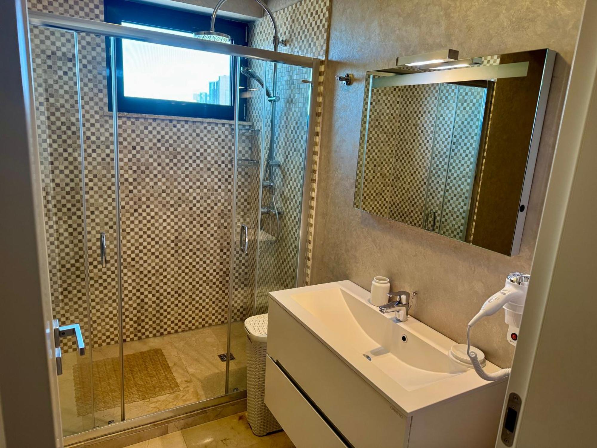 Sophia 3 Luxury Apartments Mamaia Oda fotoğraf